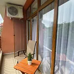 Anita B16 Sunny アパート *