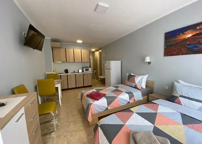 Anita B16 Sunny Apartment Slantschew brjag